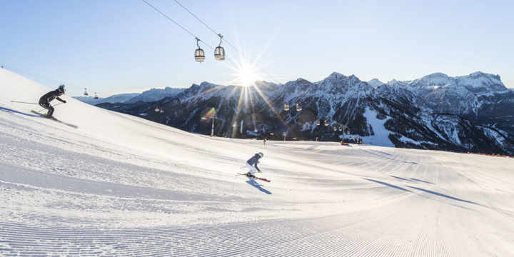 Skifahren am Kronplatz in den Dolomiten / IDM